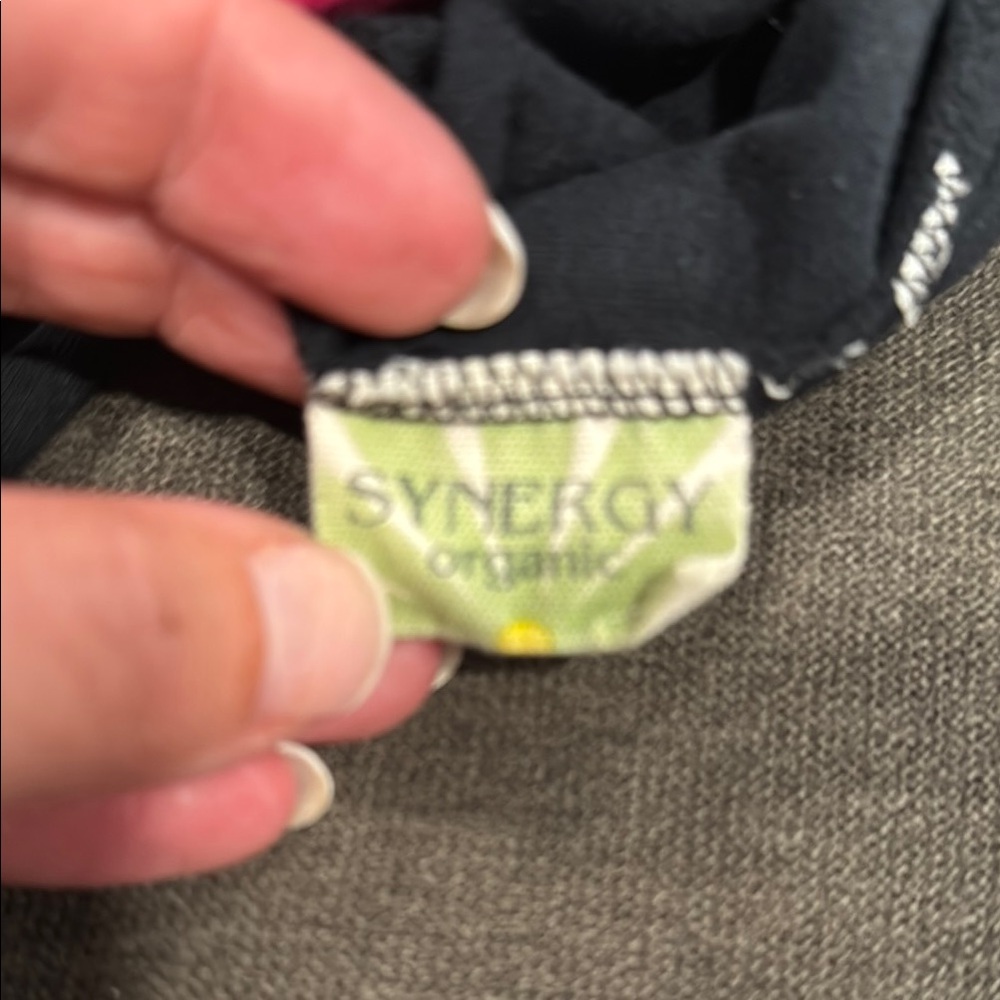 Synergy Organic Black Red V-Neck Cocktail Dress - Picture 3 of 3